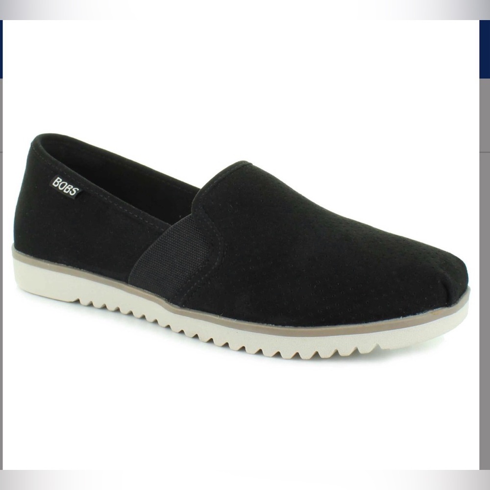 Skechers Women’s Black and Cream Slip-On Loafers Bobs Size 7.5